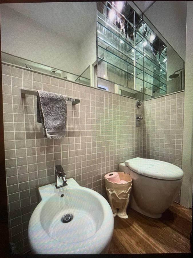 ミラノS.Ambrogio/Duomo •Jacuzzi • Luxury •Designアパートメント エクステリア 写真